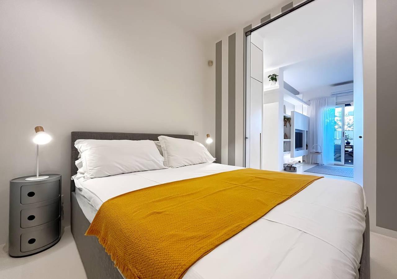 Solemar Sicilia - White Loft Apartment Палермо Екстериор снимка